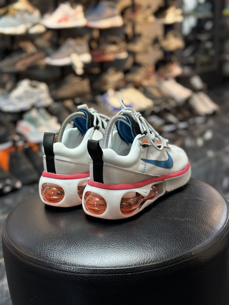 Nike Air