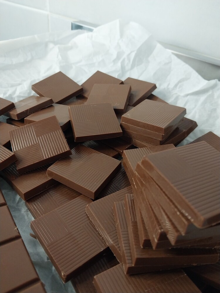 Sütlü Madlen Çikolata (100 Gram)