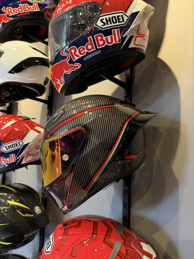 AGV PİSTA GP RR GRAN PREMİO CARBON