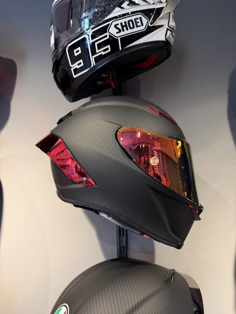 AGV PİSTA GP RR MAT KARBON RED