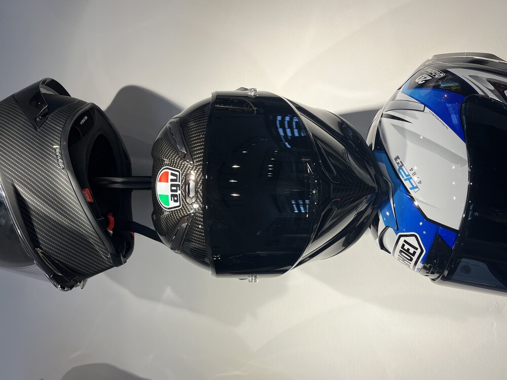 AGV PİSTA GP RR PARLAK KARBON