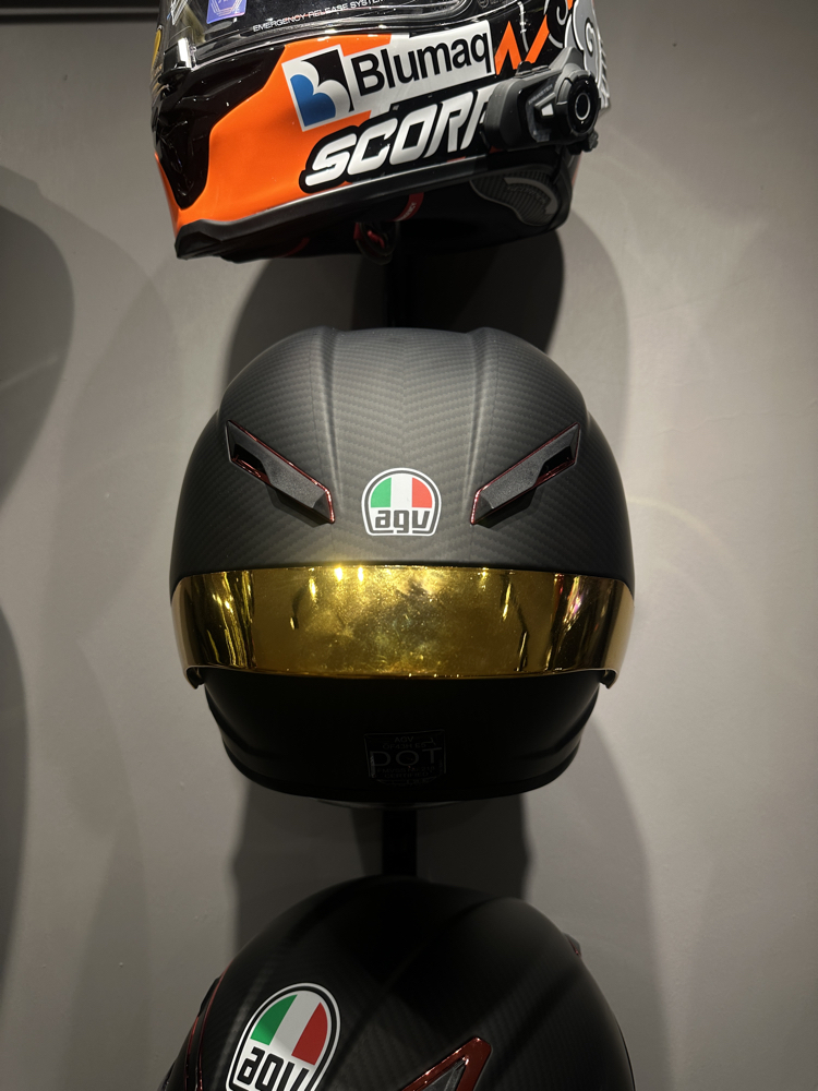 AGV PİSTA GP RR MAT KARBON GOLD