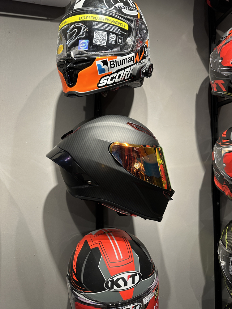 AGV PİSTA GP RR MAT KARBON