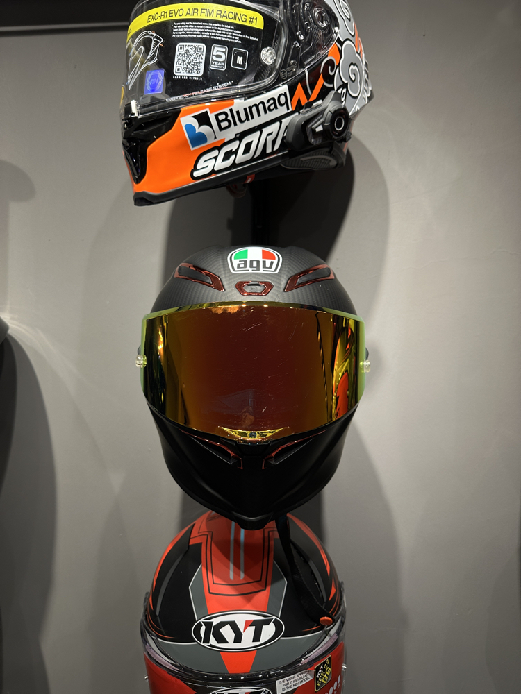 AGV PİSTA GP RR MAT KARBON