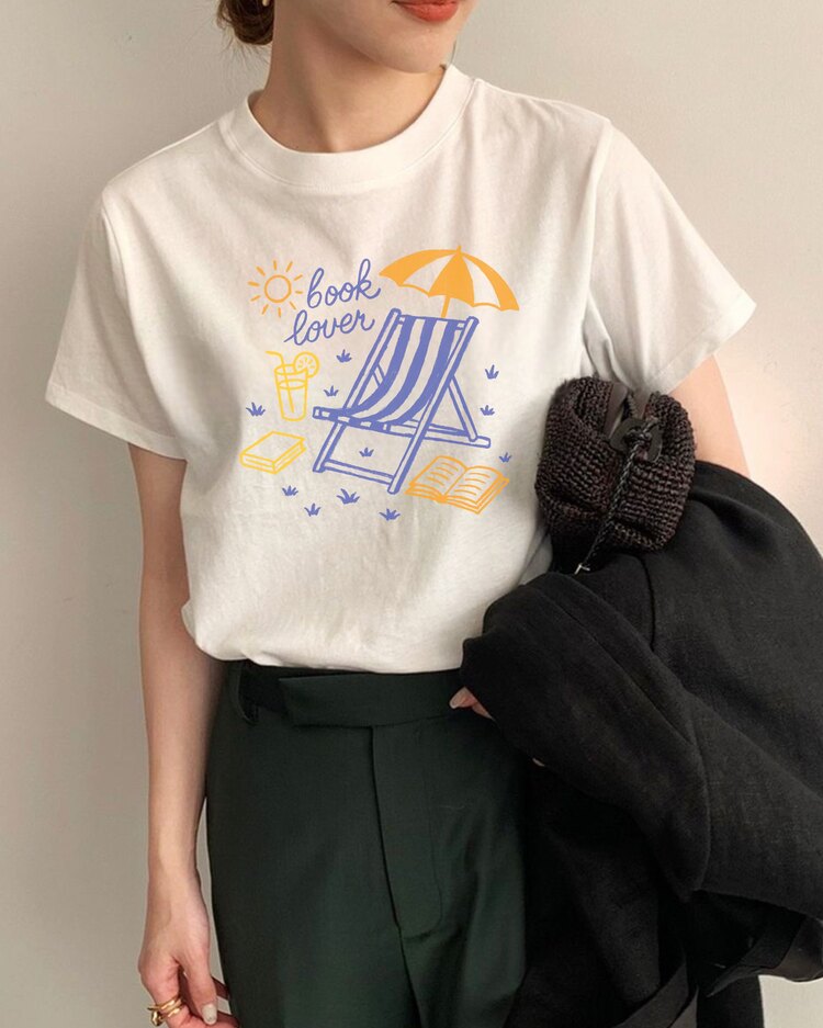 Summer Bookish Tişört