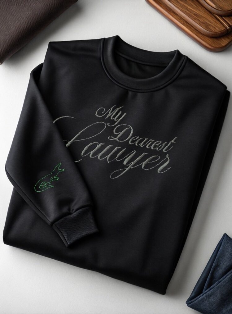 Beyaz Leke Sweatshirt