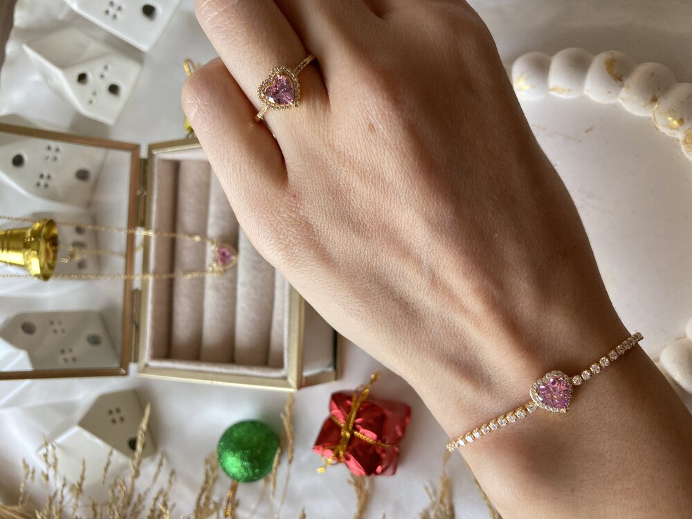 Pandora Pembe Taşlı Kalp Yüzük