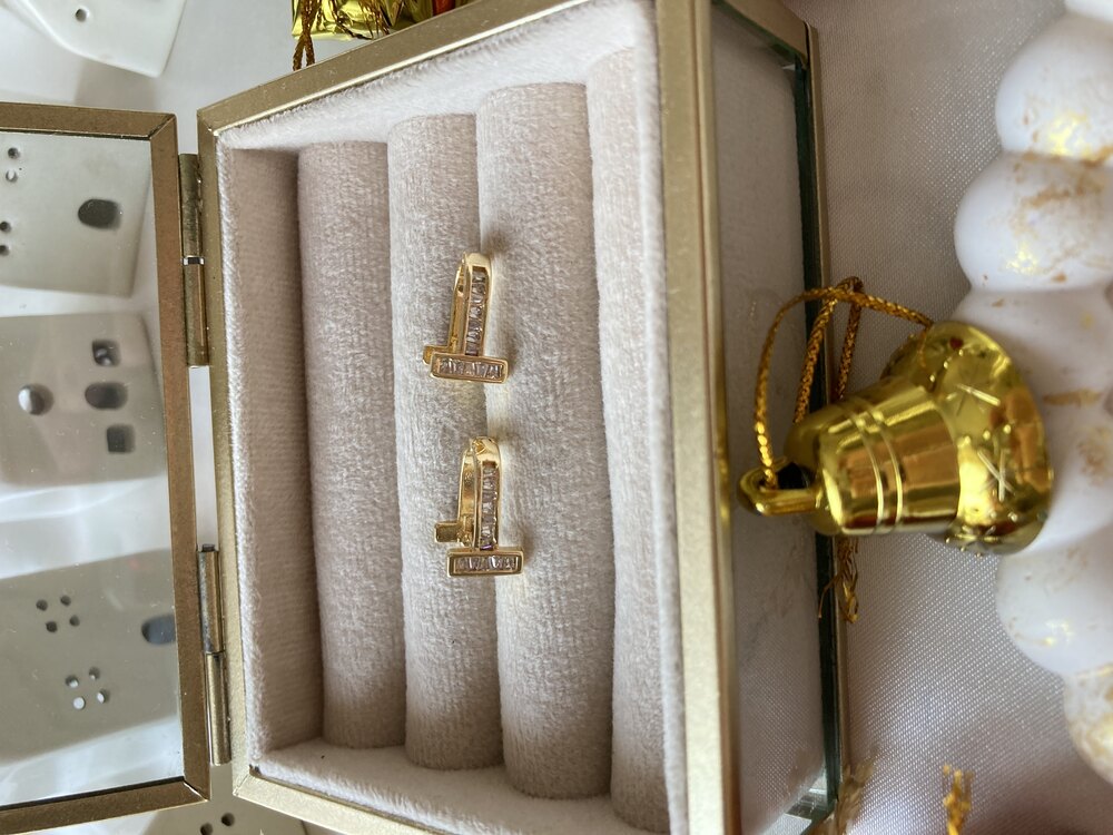 Baget Taşlı Tiffany T Küpe