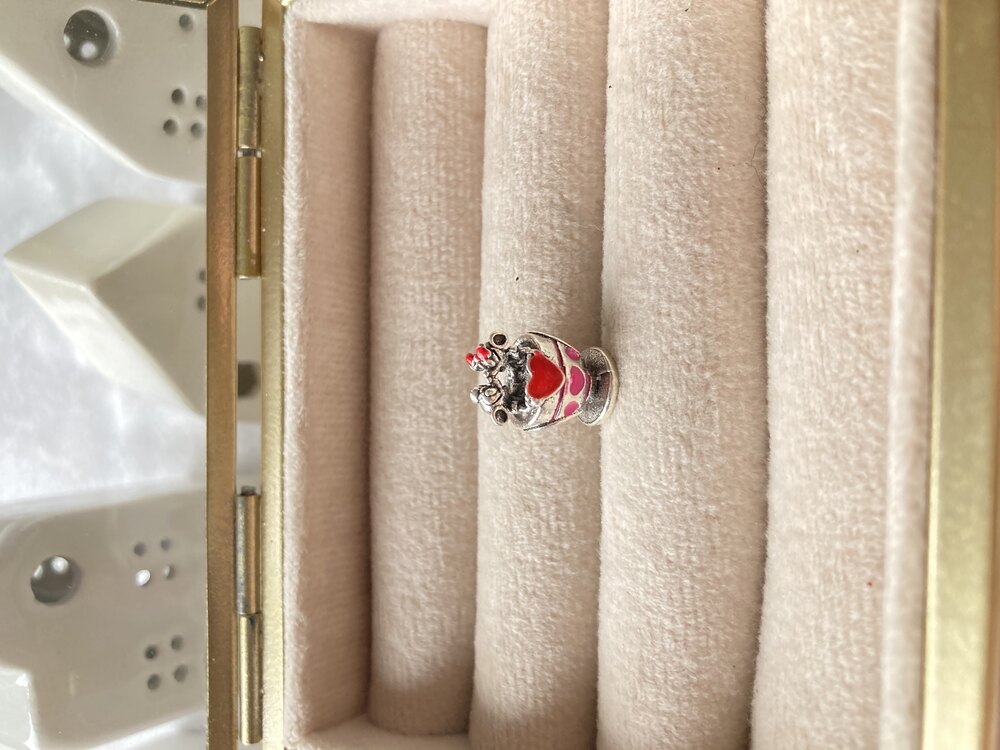 Fincan içinde Mickey & Minnie Mouse Pandora Charm