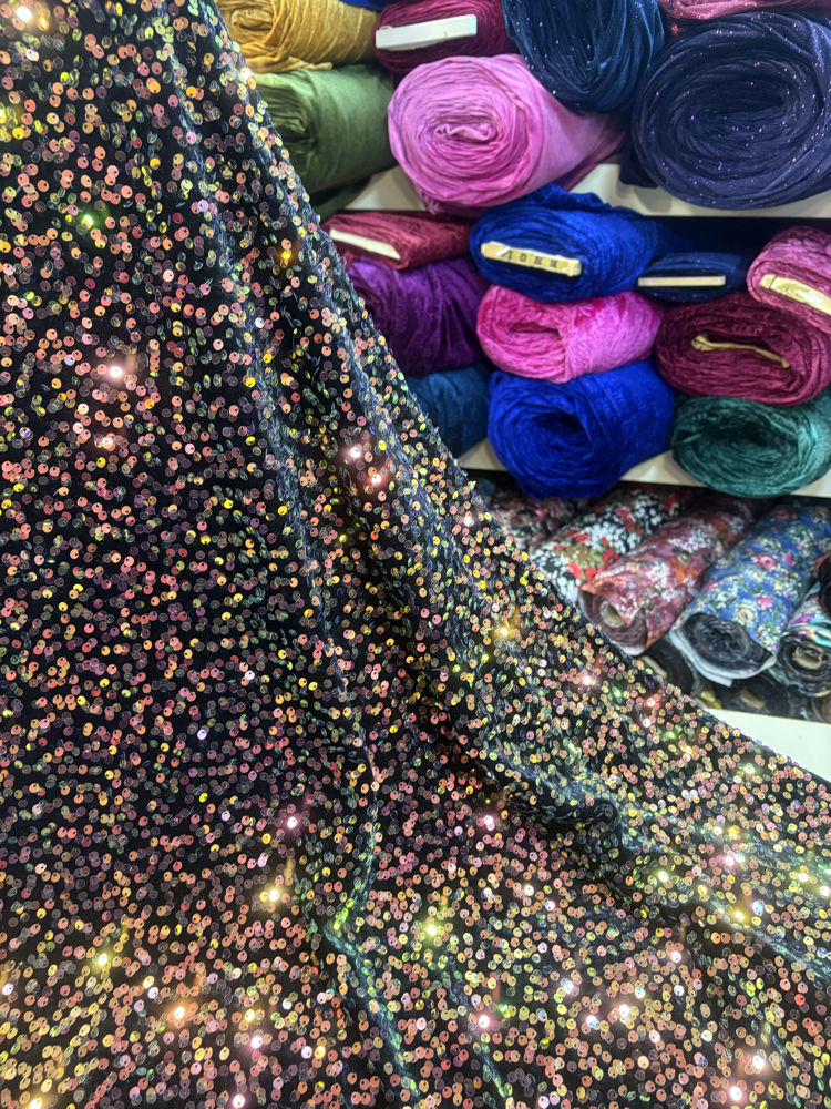  PULLU KADİFE HOLOGRAM 
