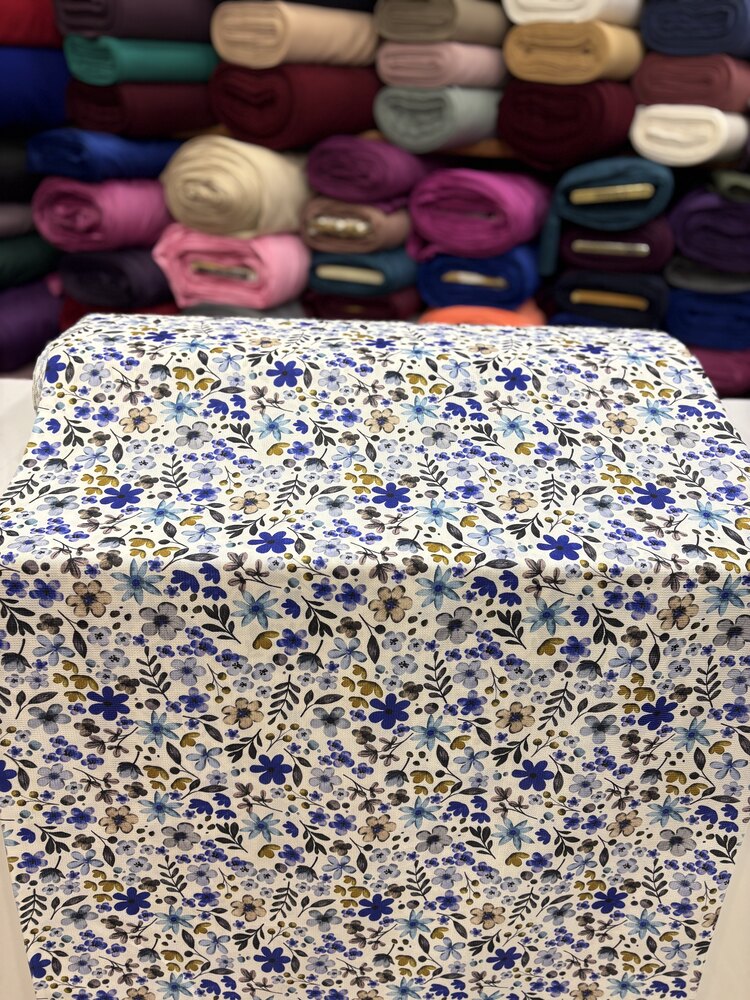 DERTSİZ MASA ÖRTÜSÜ SOFRALIK