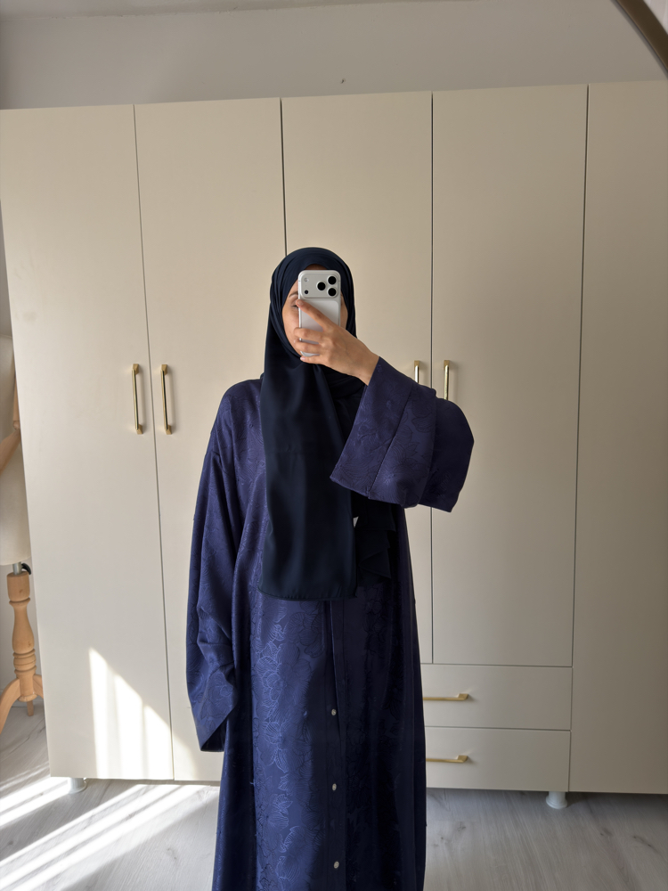 Gece mavisi ipek jakar abaya