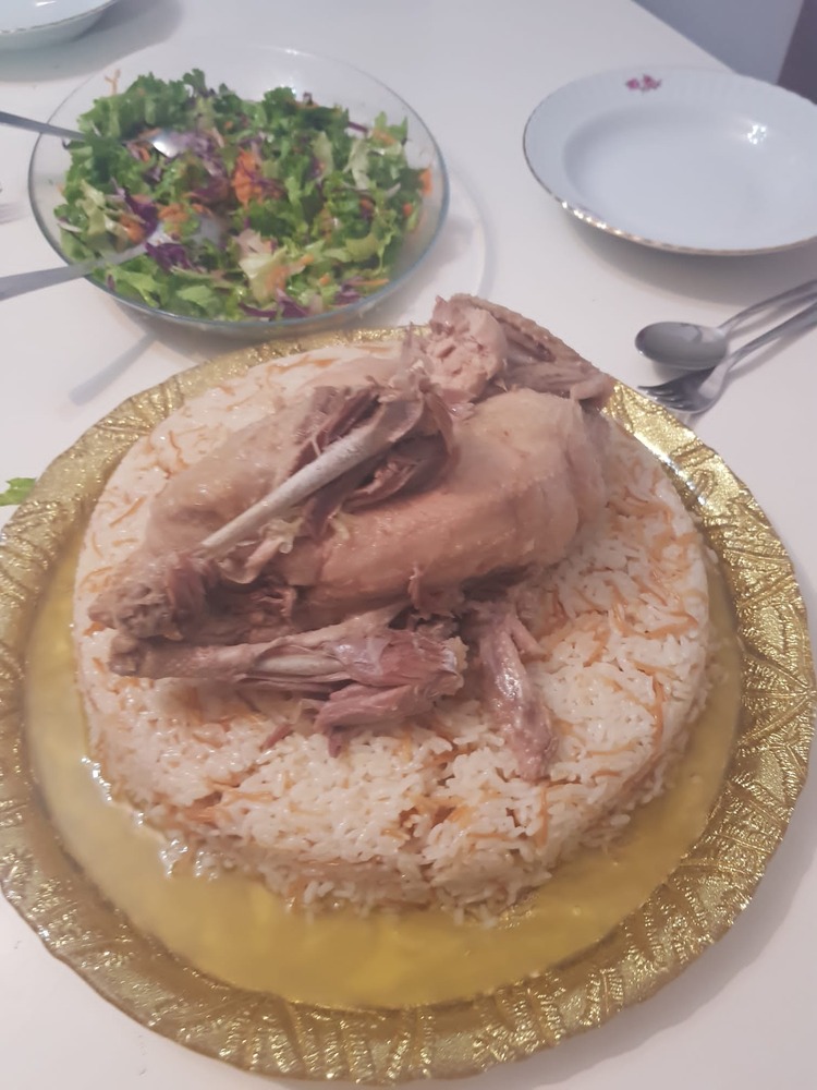 1 Adet Kesilmiş Köy Tavuğu Tadında Gezen Tavuk