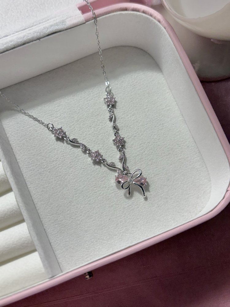 Blooming Ribbon Çelik Kolye | Gümüş Renk