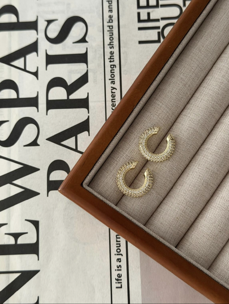 Earcuff