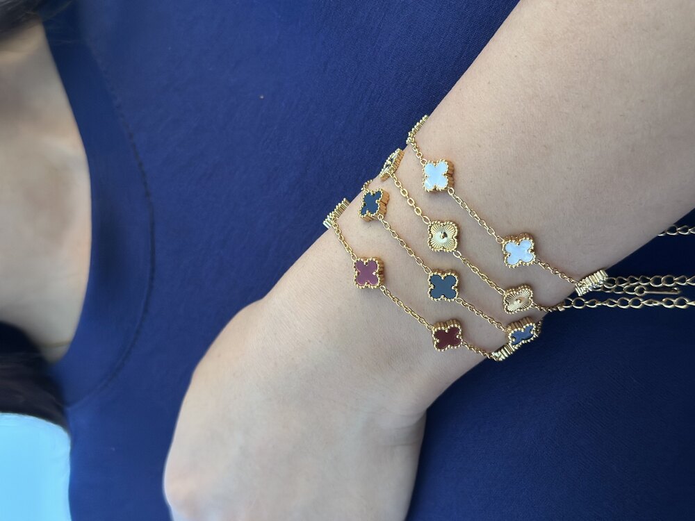Yonca model bileklik