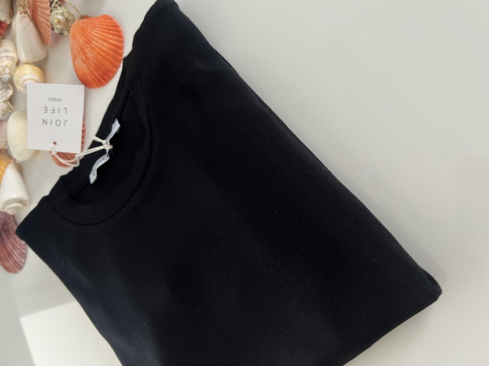 SİYAH BİSİKLET YAKA KADIN TSHIRT