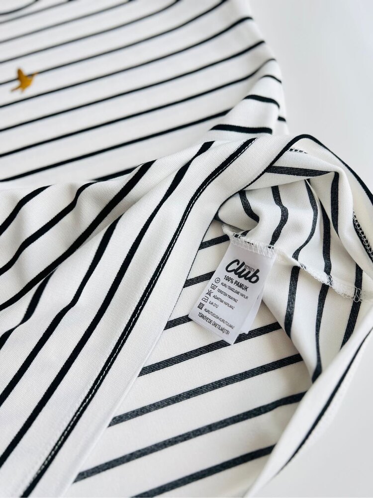 ÖNÜ LOGOLU ATLET TSHIRT
