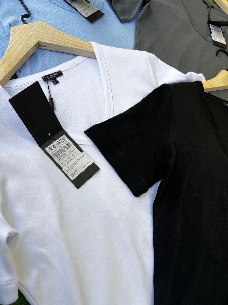 SİYAH V YAKA KADIN TSHIRT