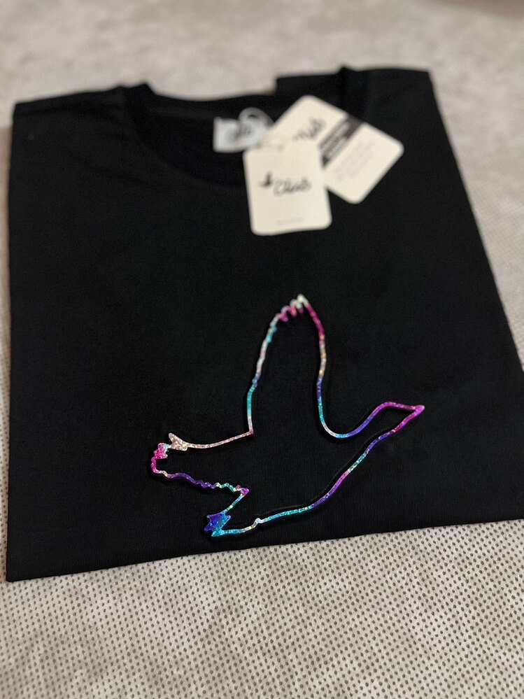 SİYAH ÖNÜ DESENLİ TSHIRT