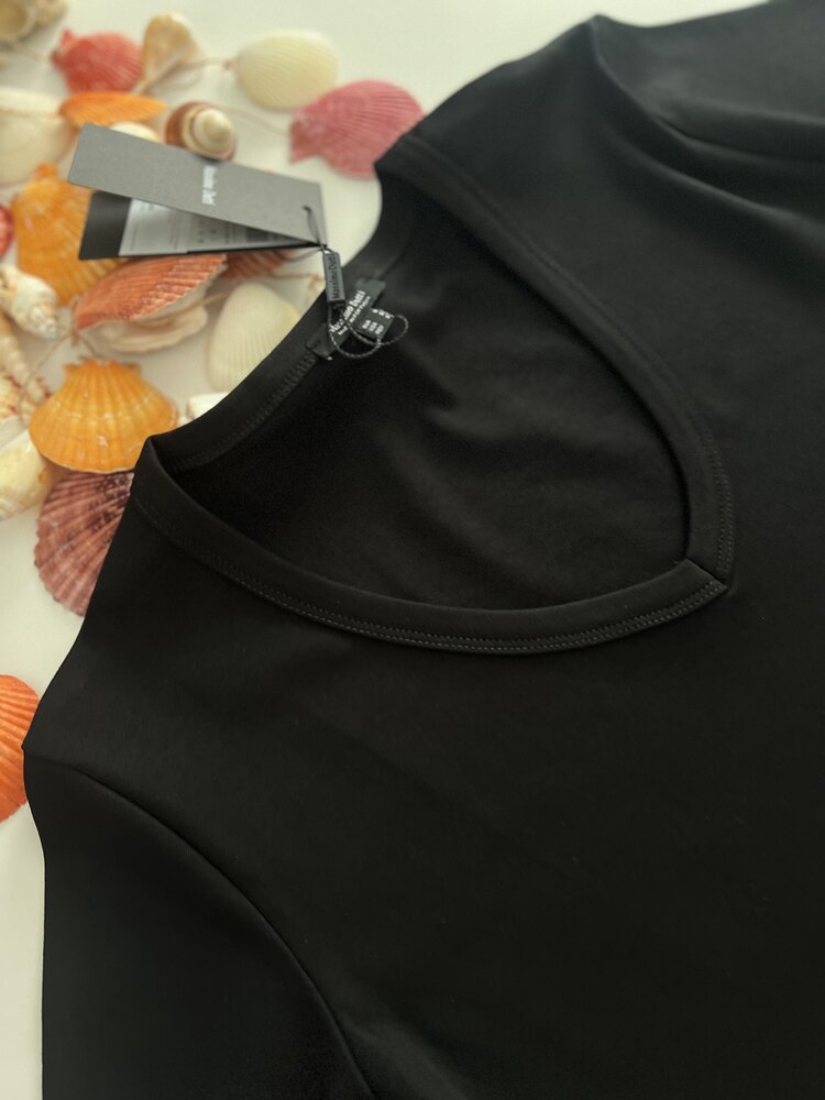SİYAH V YAKA KADIN TSHIRT