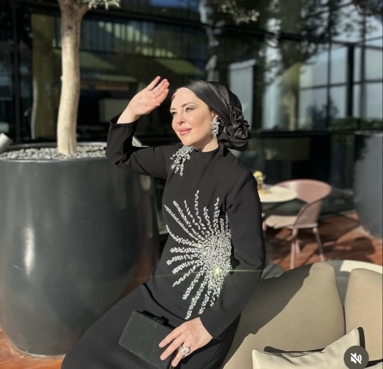 Yelpaze elbise