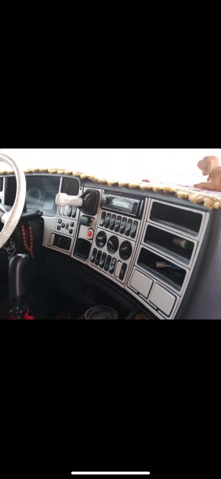 Scania 2004 Sonrası 46 parça Maun kaplama 