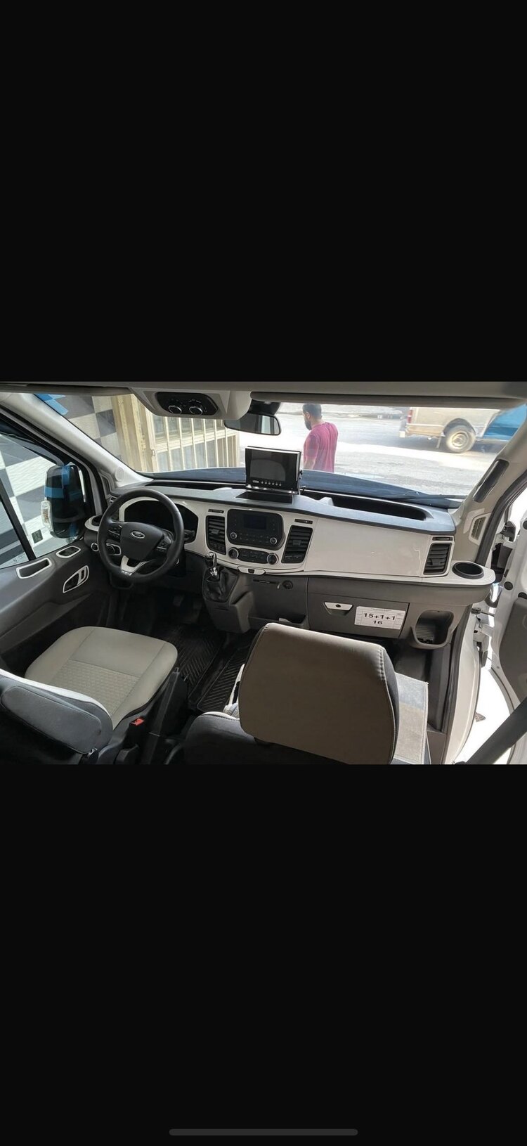 Ford Transit 2019 Sonrası Multimedya Ekranlı Maun Seti 