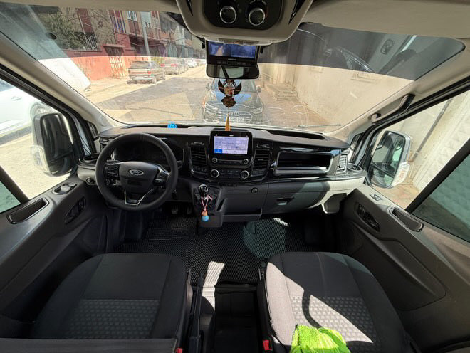 Ford Transit 2019 Sonrası Multimedya Ekranlı Maun Seti 