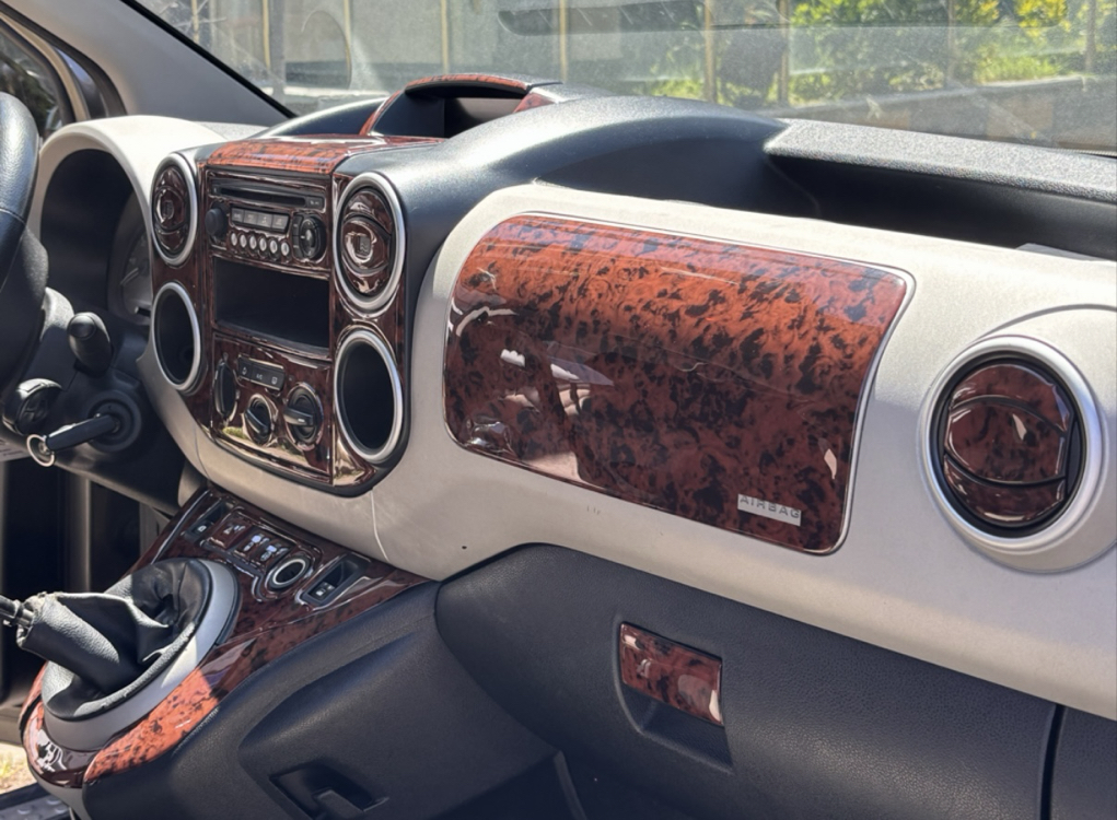 Peugeuot Partner - Berlingo Maun kaplama