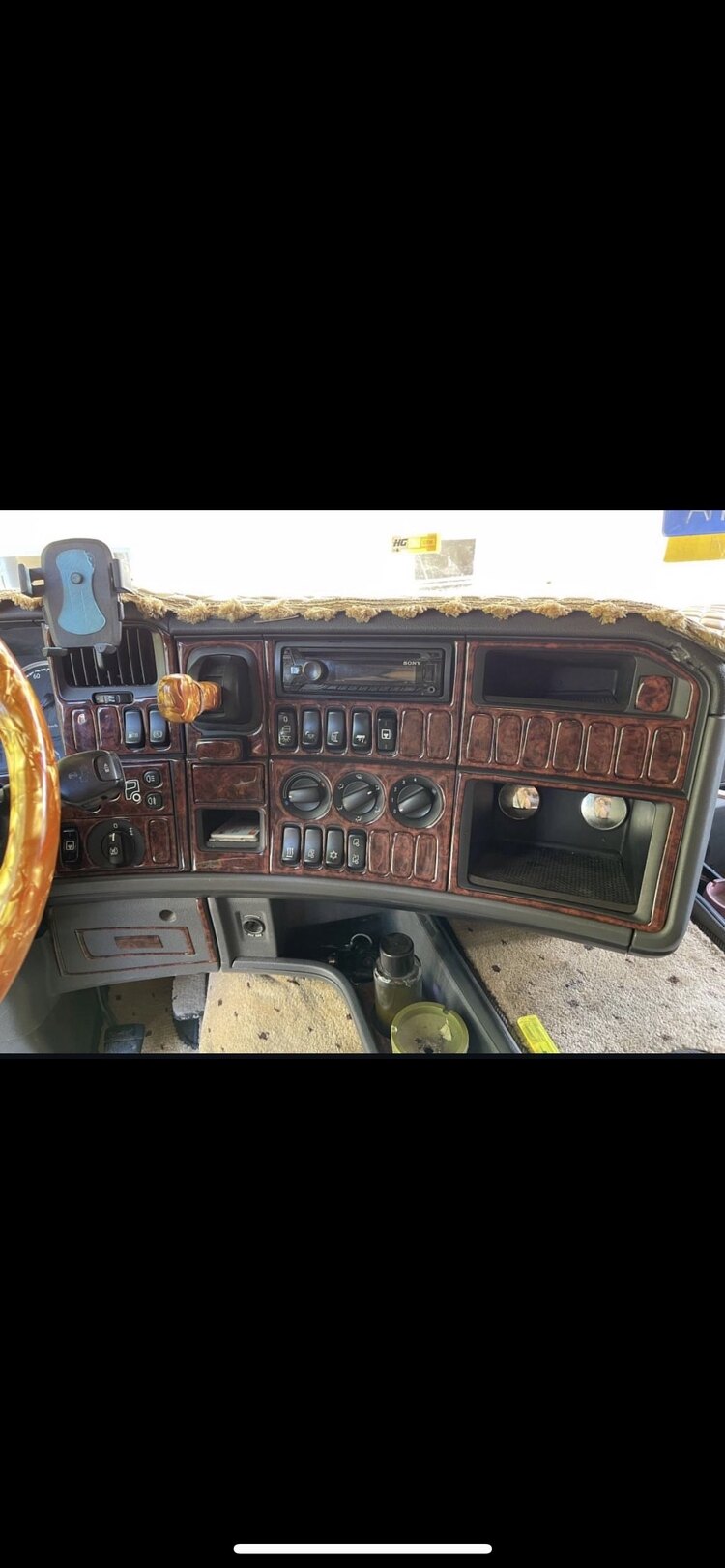 Scania 2009 Sonrası 54 parça Maun Kaplama