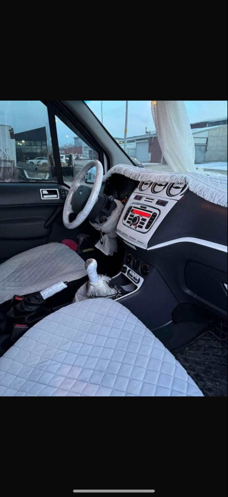 Ford Connect 2009-2014 41 parça