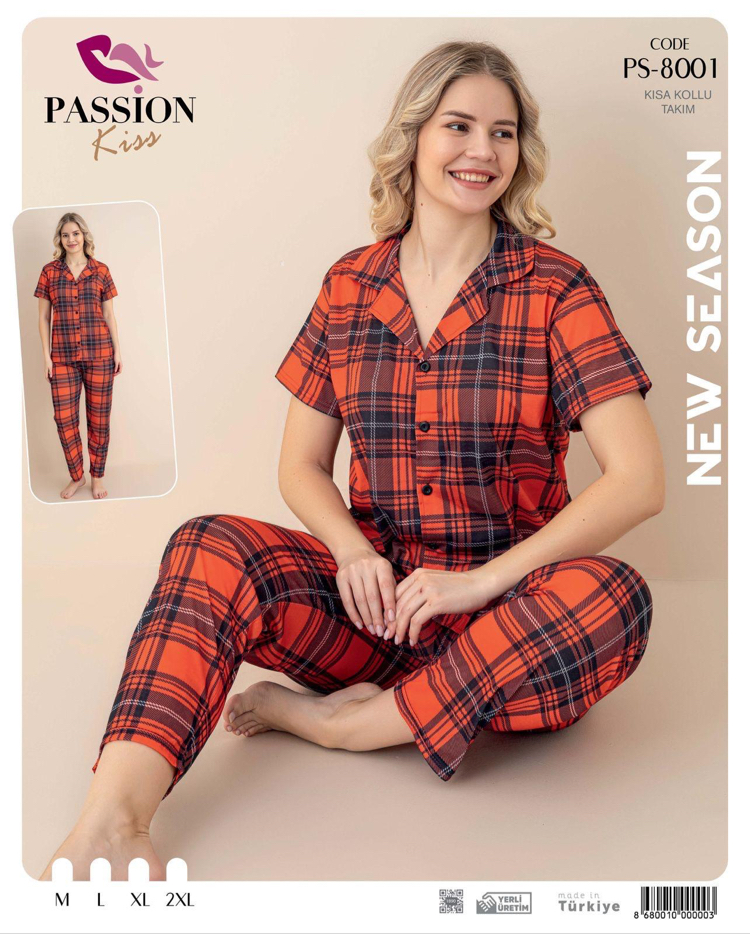 Ekose desenli pijama takımı 