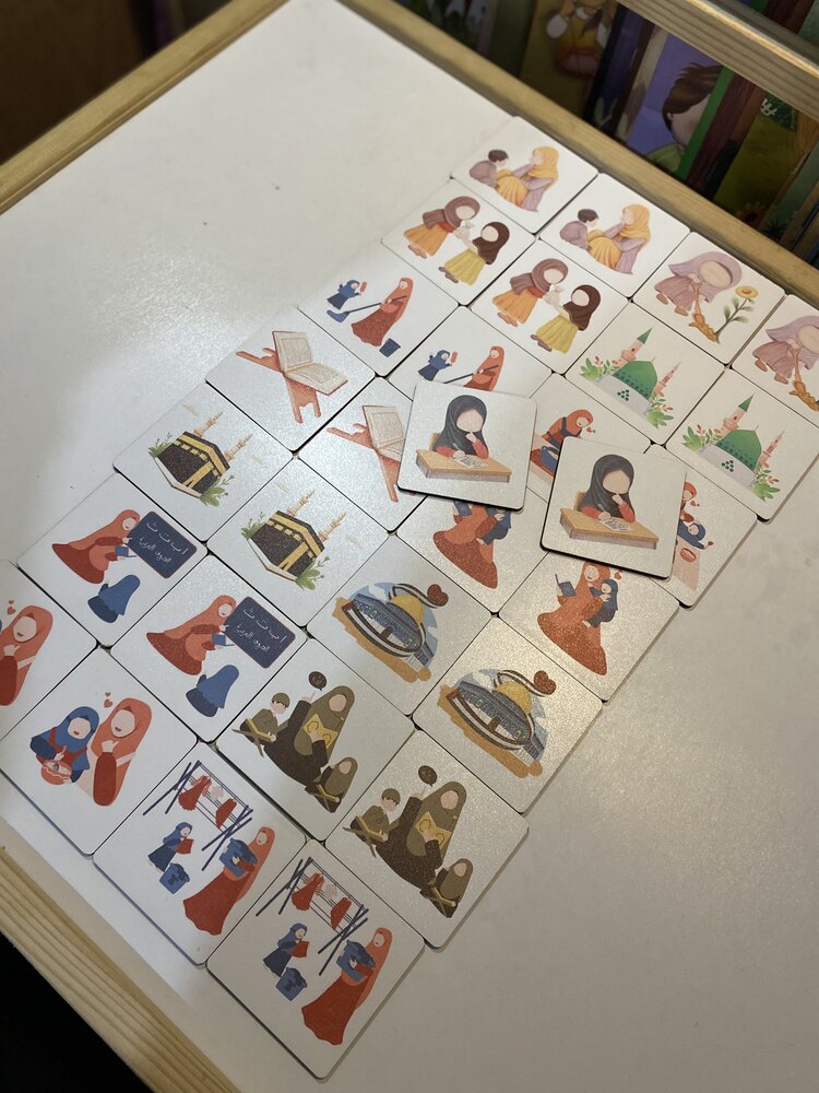 Renkli dini eşleştirme seti