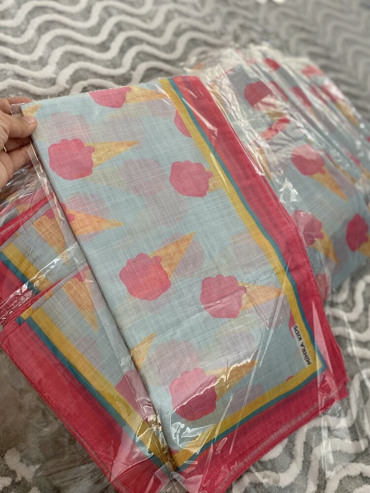 Mavi pembe külah dondurmalı