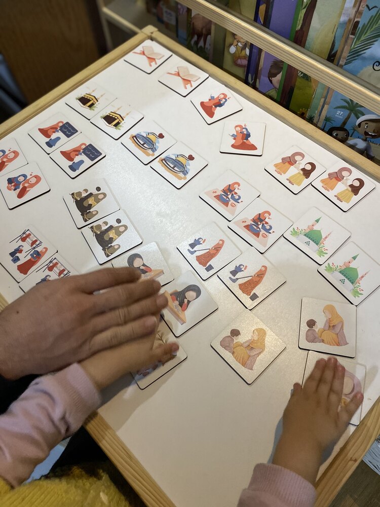 Renkli dini eşleştirme seti