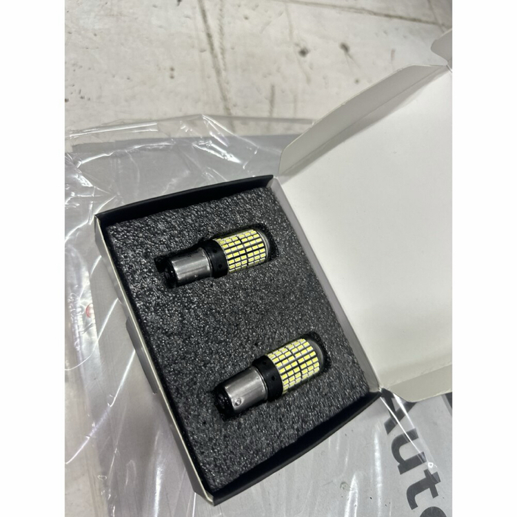 144 LED BEYAZ GERİ VİTES AMPULÜ