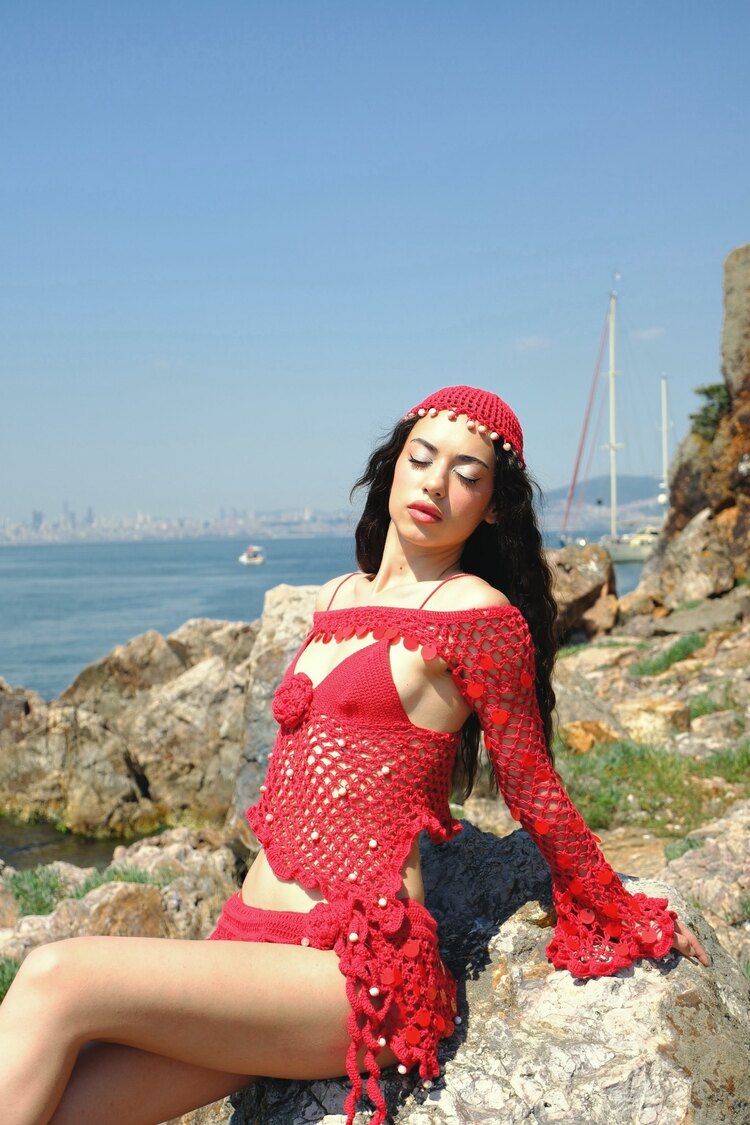 Rosetide Crop Top