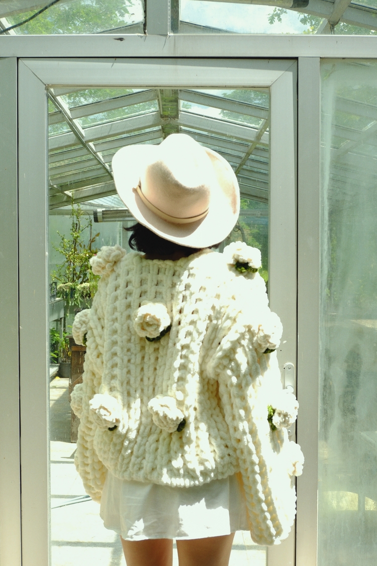 Cream Rose Hırka