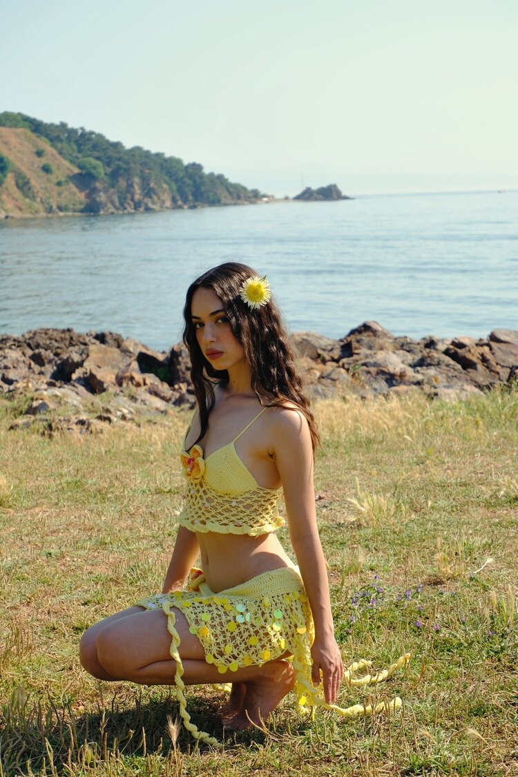 Oriflare Crop Top