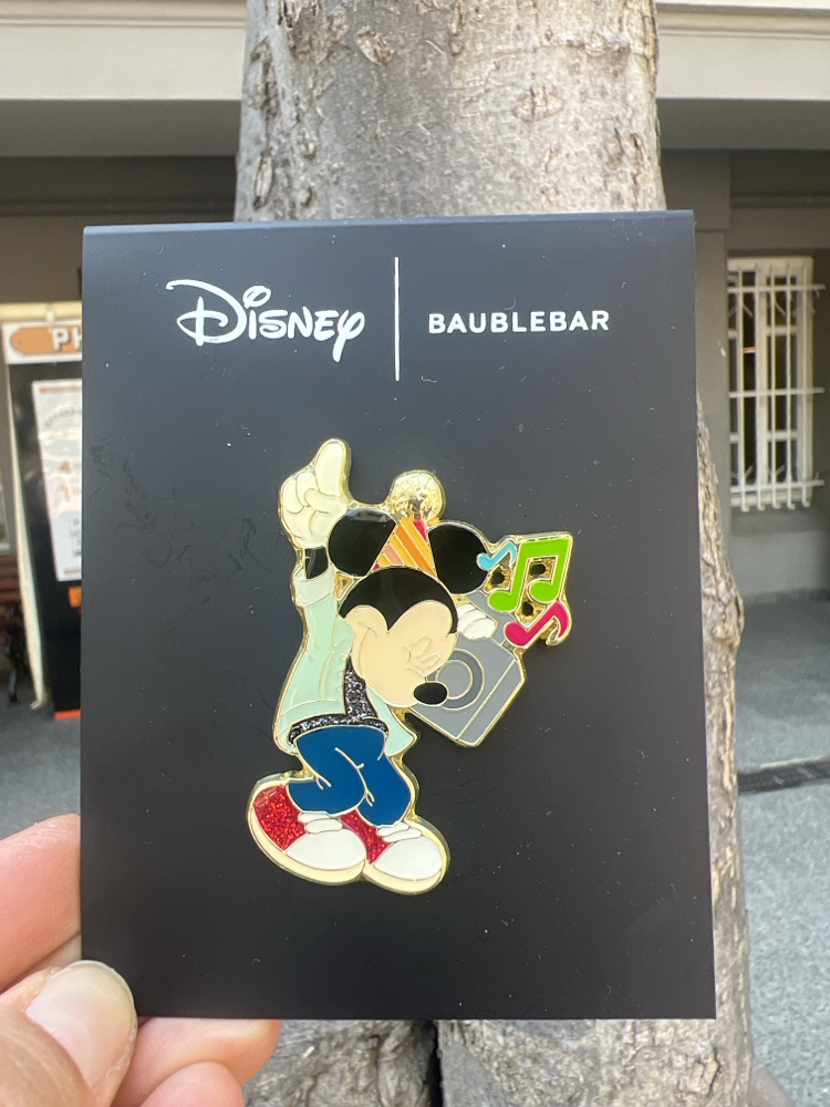 Mickey Mouse Dance Broş/pin