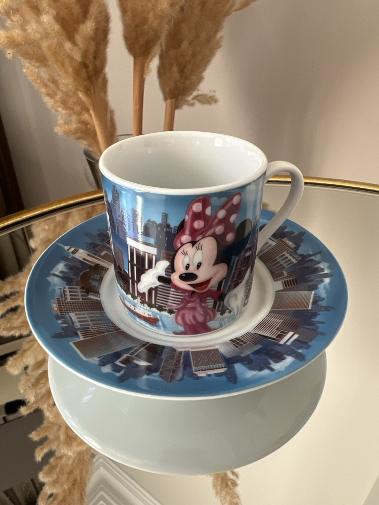 Disney Hong Kong Fincan Seti