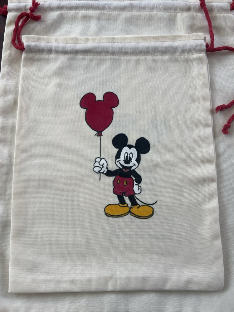 Mickey Mouse Büzgülü Organizer Çanta Seti