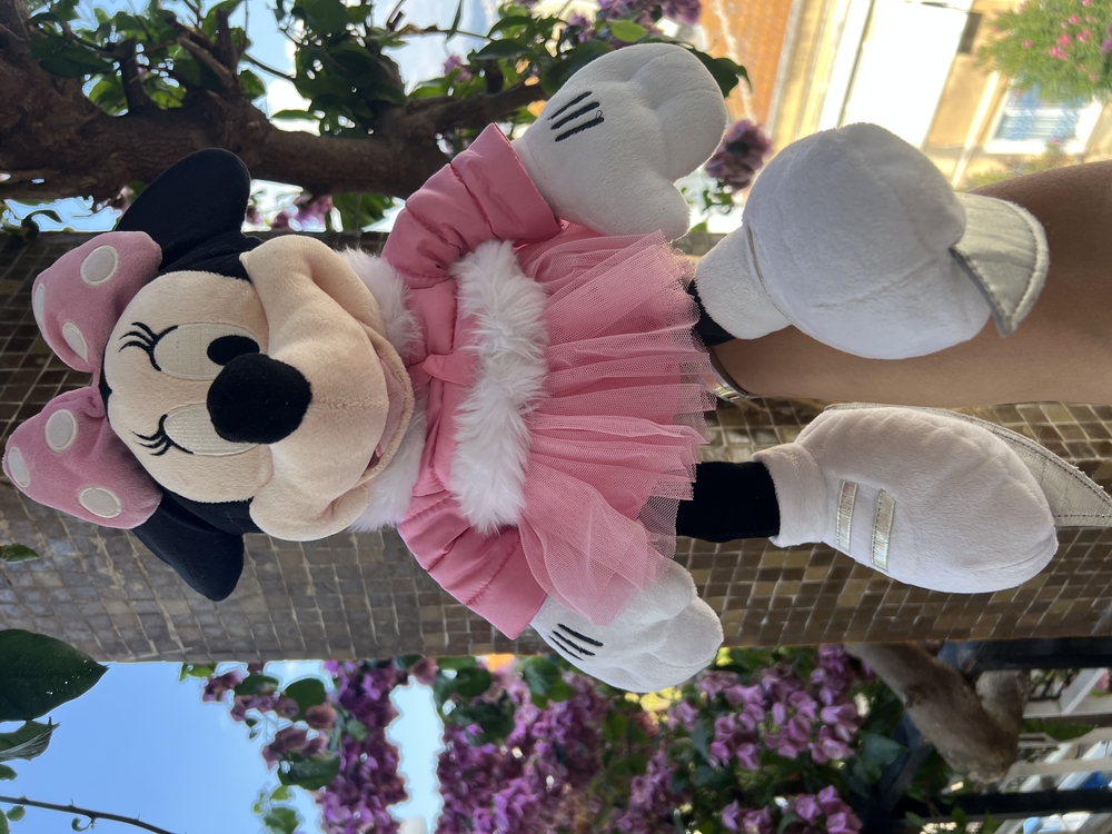 Ice Skating Minnie Mouse Peluş