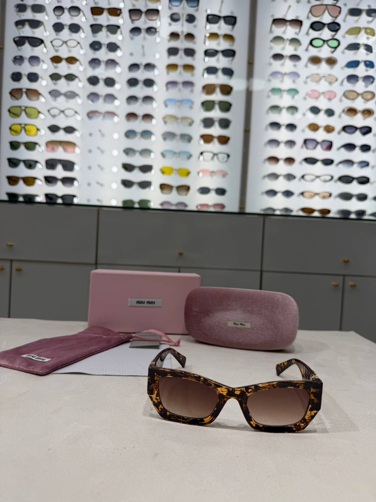 Miu Miu Glimpse SMU09WS İthal Güneş Gözlüğü