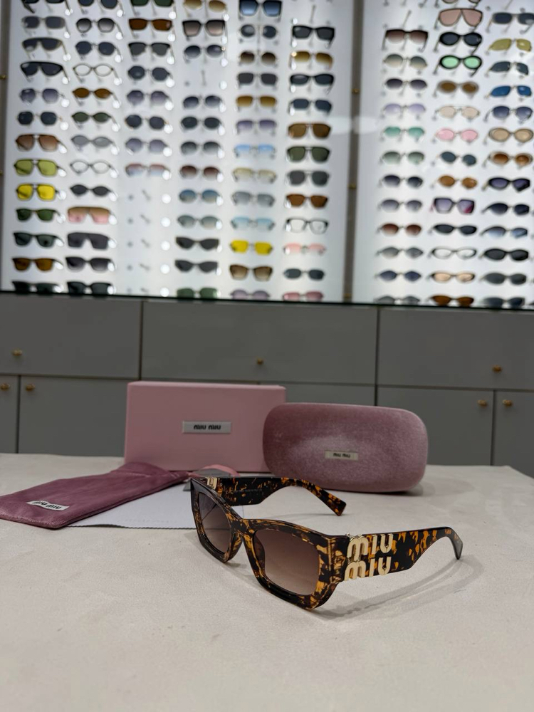 Miu Miu Glimpse SMU09WS İthal Güneş Gözlüğü
