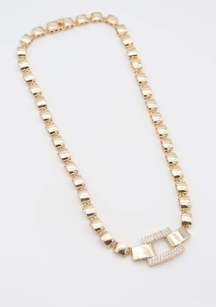 Marka model gold zirkon taşlı kolye