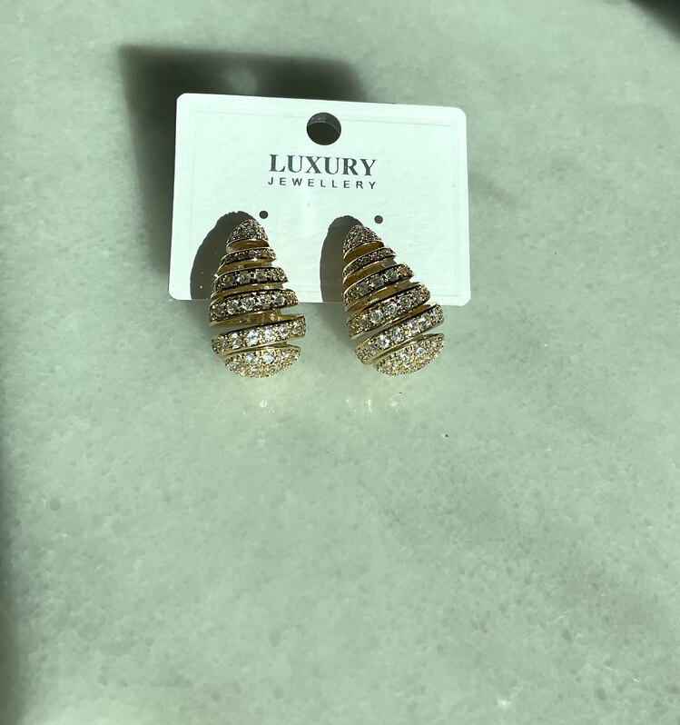 Taşlı bottega model gold küpe
