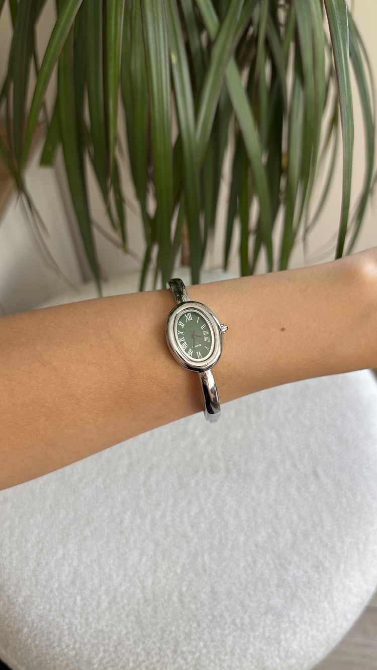 Marka model silver kelepçe saat