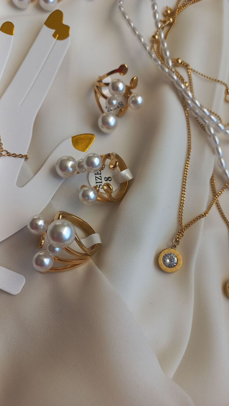 İNCİLİ ÇELİK YÜZÜK MODELİ
